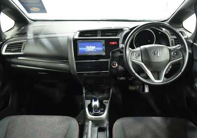 2016 HONDA FIT 1.5L HYBRID 5 SEATER