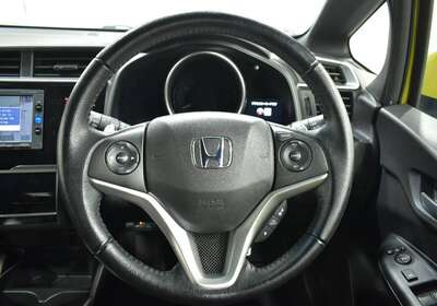 2016 HONDA FIT 1.5L HYBRID 5 SEATER