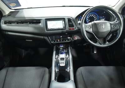 2015 HONDA VEZEL 1.5L HYBRID 5 SEATER