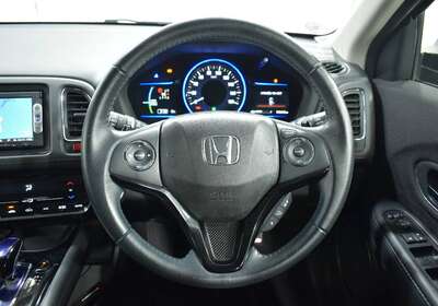 2015 HONDA VEZEL 1.5L HYBRID 5 SEATER