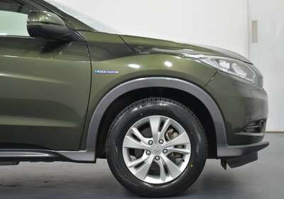 2015 HONDA VEZEL 1.5L HYBRID 5 SEATER