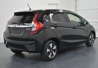 2016 HONDA FIT 1.5L HYBRID 5 SEATER