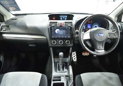 2014 SUBARU XV HYBRID 5 SEATER