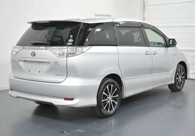 2012 TOYOTA ESTIMA HYBRID 7 SEATER