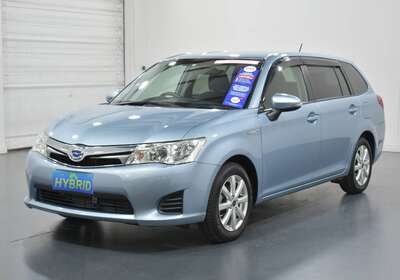 2014 TOYOTA COROLLA FIELDER 1.5L HYBRID 5 SEATER