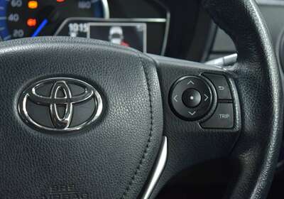 2014 TOYOTA COROLLA FIELDER 1.5L HYBRID 5 SEATER