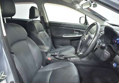 2014 SUBARU XV HYBRID 5 SEATER