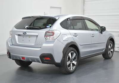 2014 SUBARU XV HYBRID 5 SEATER