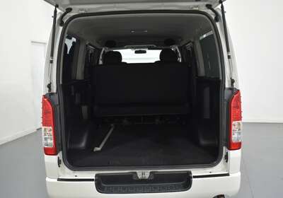 2014 TOYOTA HIACE 3.0L DIESEL 2WD 