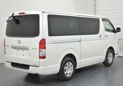 2014 TOYOTA HIACE 3.0L DIESEL 2WD 