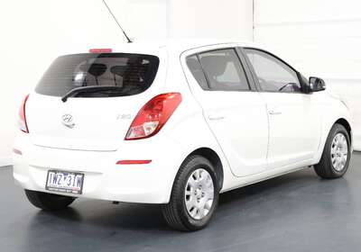 2014 HYUNDAI I20 ACTIVE