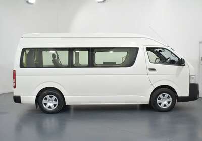 2014 TOYOTA HIACE COMMUTER