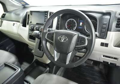 2024 TOYOTA HIACE LWB