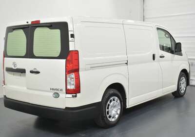 2024 TOYOTA HIACE LWB