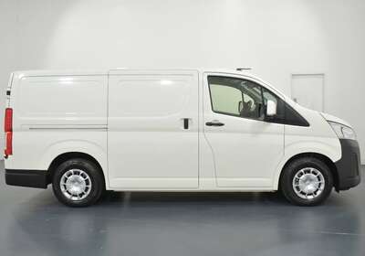 2024 TOYOTA HIACE LWB