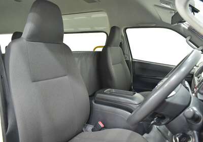 2016 TOYOTA HIACE COMMUTER