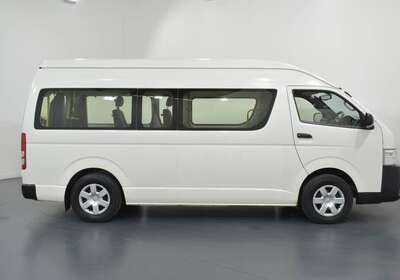 2016 TOYOTA HIACE COMMUTER