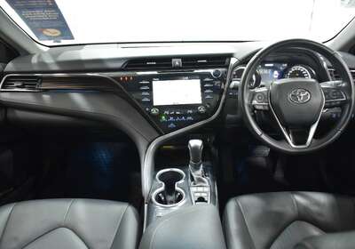 2020 TOYOTA CAMRY SL HYBRID