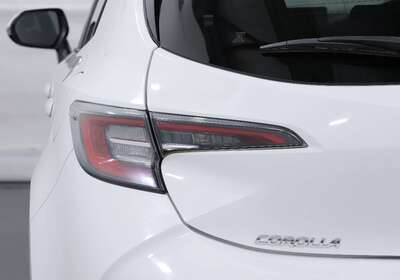 2019 TOYOTA COROLLA ASCENT SPORT HYBRID