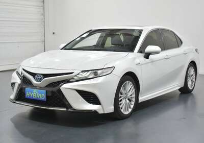 2019 TOYOTA CAMRY SL HYBRID