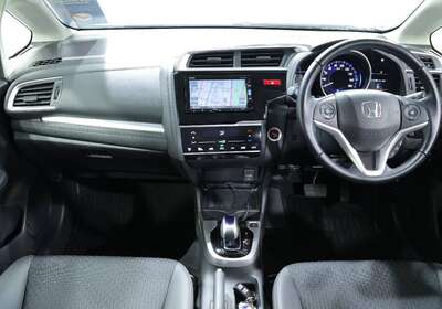 2016 HONDA FIT 1.5L HYBRID 5 SEATER