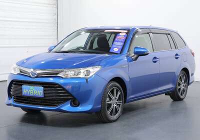 2017 TOYOTA COROLLA FIELDER 1.5L HYBRID 5 SEATER