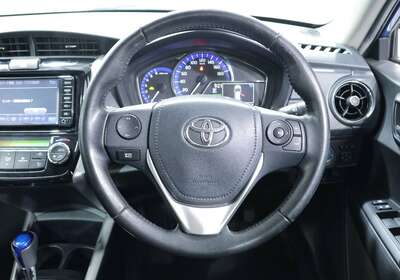 2017 TOYOTA COROLLA FIELDER 1.5L HYBRID 5 SEATER