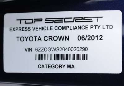 2012 TOYOTA CROWN 3.5L HYBRID 5 SEATER