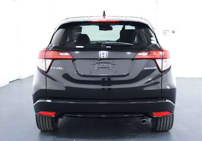 2015 HONDA VEZEL 1.5L HYBRID 5 SEATER