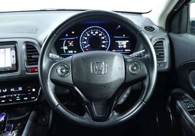 2015 HONDA VEZEL 1.5L HYBRID 5 SEATER