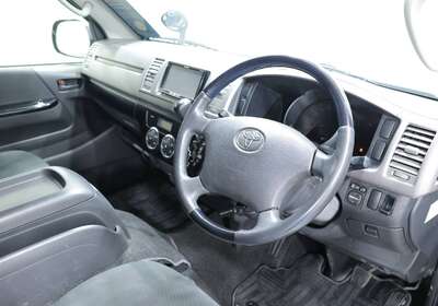 2013 TOYOTA HIACE REGIUS ACE 3.0LT DIESEL