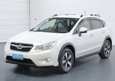 2014 SUBARU XV HYBRID 5 SEATER