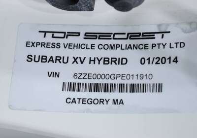 2014 SUBARU XV HYBRID 5 SEATER