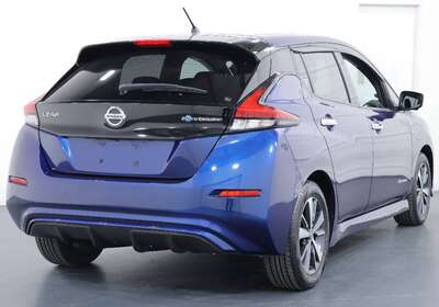 2019 NISSAN LEAF 100% ELECTRIC 5 SEATER