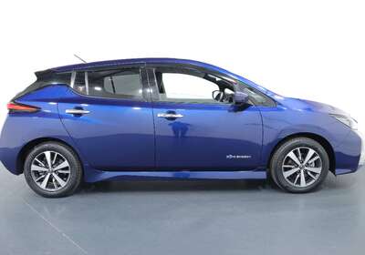 2019 NISSAN LEAF 100% ELECTRIC 5 SEATER