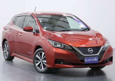 2019 NISSAN LEAF 100% ELECTRIC 5 SEATER