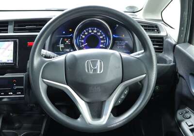 2014 HONDA FIT 1.5L HYBRID 5 SEATER