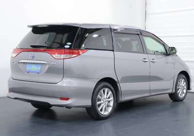 2013 TOYOTA ESTIMA 7 SEATER HYBRID 