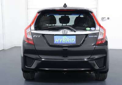 2014 HONDA FIT 1.5L HYBRID 5 SEATER