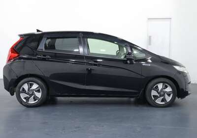 2014 HONDA FIT 1.5L HYBRID 5 SEATER