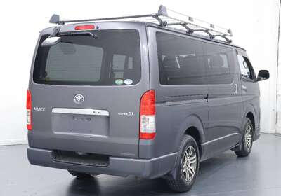 2014 TOYOTA HIACE 3.0L DIESEL 2WD 