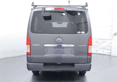 2014 TOYOTA HIACE 3.0L DIESEL 2WD 