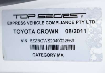 2011 TOYOTA CROWN 3.5L HYBRID 5 SEATER