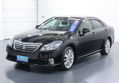 2012 TOYOTA CROWN 3.5L HYBRID 5 SEATER