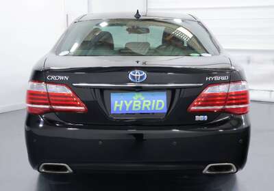 2012 TOYOTA CROWN 3.5L HYBRID 5 SEATER