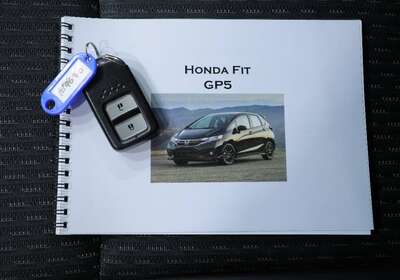 2014 HONDA FIT 1.5L HYBRID 5 SEATER