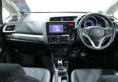 2014 HONDA FIT 1.5L HYBRID 5 SEATER