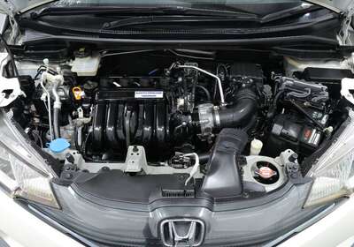 2014 HONDA FIT 1.5L HYBRID 5 SEATER