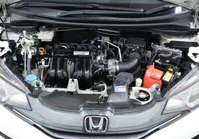 2015 HONDA FIT 1.5L HYBRID 5 SEATER