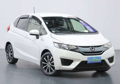 2015 HONDA FIT 1.5L HYBRID 5 SEATER